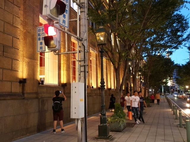 A visit to Kobe Harbourland at night