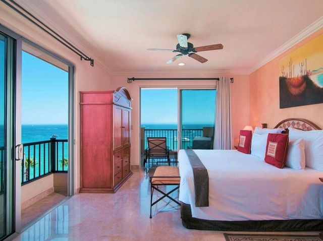 ✨ Stay at Villa Del Arco