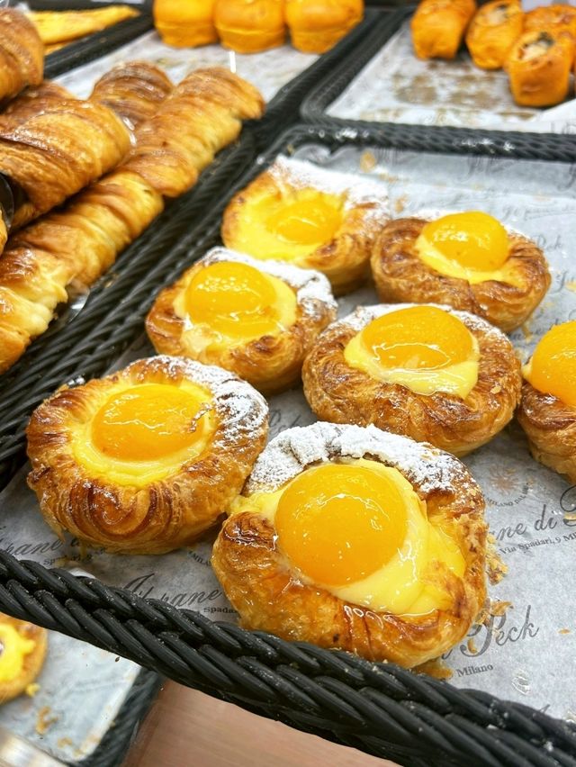 DONQ Bakery at Takashimaya Shopping Centre