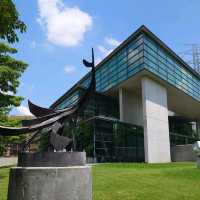 亞洲現代美術館 十週年