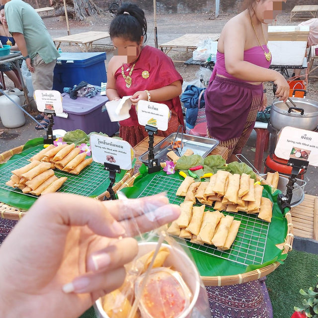 ตลาดไนท์มาร์เก็ต @อยุธยา