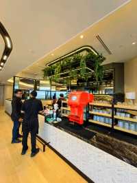 Healthy and Fresh Meals in Flight Club at KLIA1