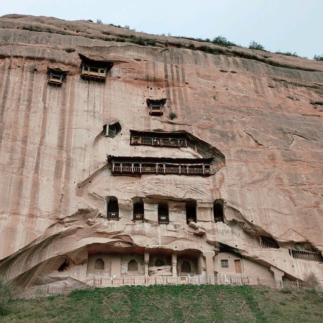 Mati Si, the temple grottoes