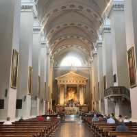 立陶宛-最華麗維爾紐斯主教座堂🇱🇹⛪️😍