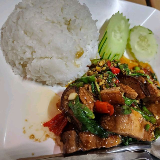 น้ำเต้าหู้เยาวราช มีครบจบที่เดียว