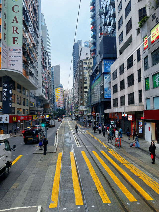 นั่งรถรางเที่ยวฮ่องกงฝั่งCentral และWan Chai