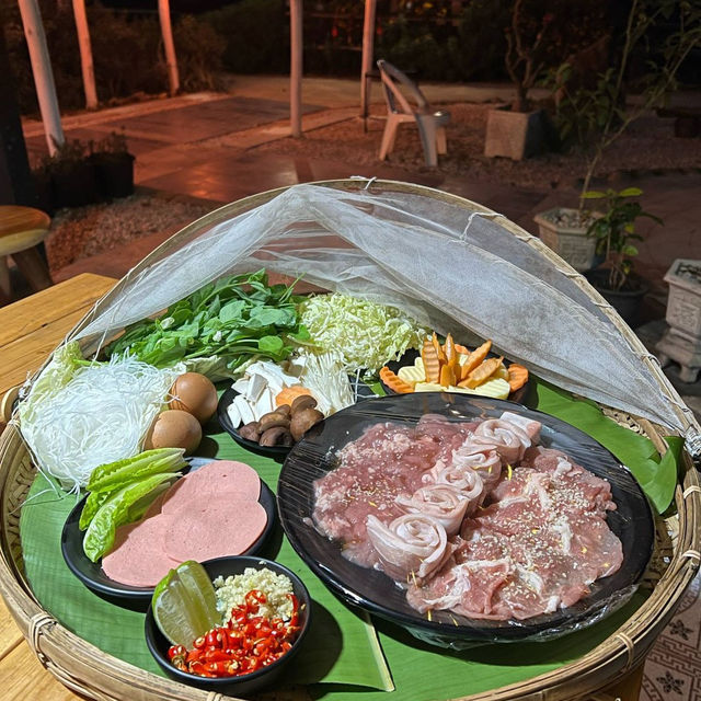 เต็นท์สุดหรูกลางไร่ชา ⛺️ 