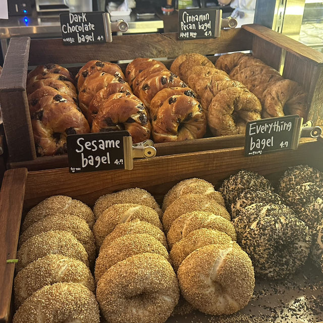 韓国でもっちもちのベーグルを🥯