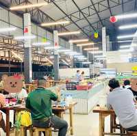 สุดคุ้มบุฟเฟต์ ชาบู หมูกะทะ ซีฟู้ด 𝐒𝐮𝐝𝐤𝐡𝐮𝐦 