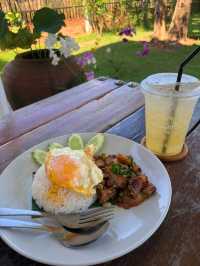 🍰 พร้อมจันทร์ คาเฟ่