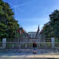 The ‘Broken Chair’, an iconic landmark in Geneva.
