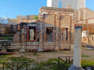 どこにでもある古代ローマの遺跡を訪れましょう！