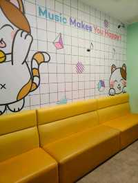 Unforgettable Tunes and Bonding Moments at Karaoke Wonderland