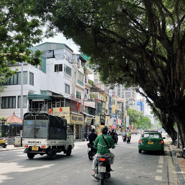 Hanoi Delights: Sights, Bites, and Nights