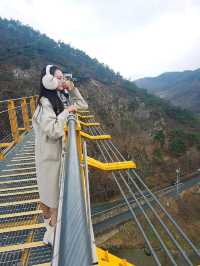 錦山月靈山吊橋