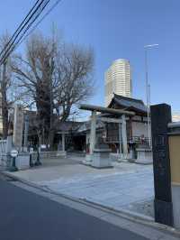 Tobikiinari Shrine: A Hidden Gem in Tokyo⛩️