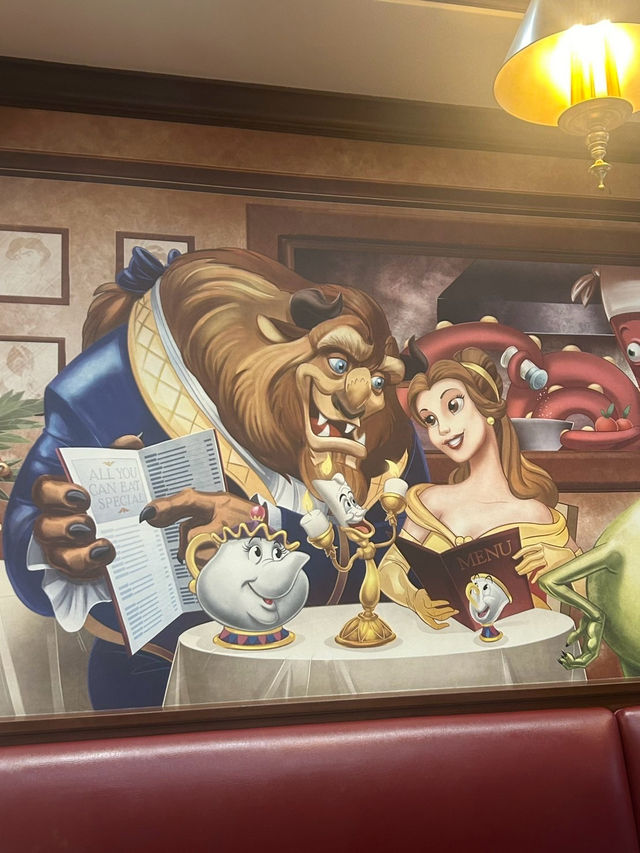 【上海ディズニー】グルメ Mickey & Pals Market Café編