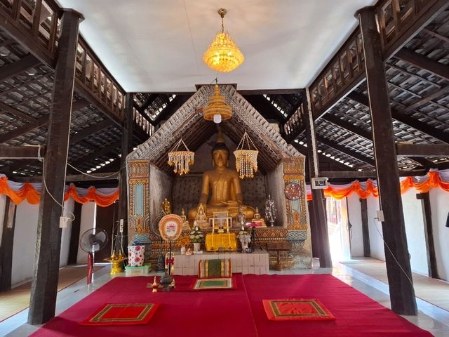 ชมโบสถ์โบราณ วัดโคกตลาด โคราช
