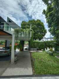 ภูมิใจเสนอ poomjai saner café & coworking