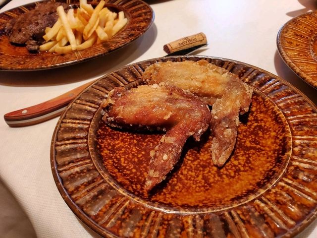 [🇯🇵軽井沢] ピレネーで堪能した絶品ステーキ — 味と雰囲気が魅力のレストラン