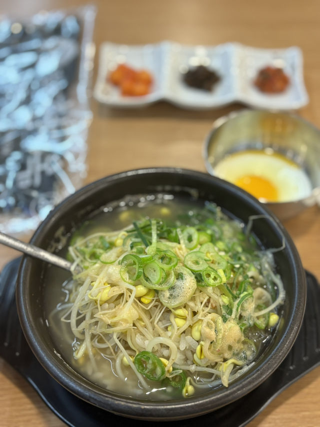 Good eats and well preserved hanok village vibes in low key Jeonju