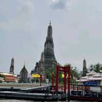 鄭王廟（Wat Arun，黎明寺）