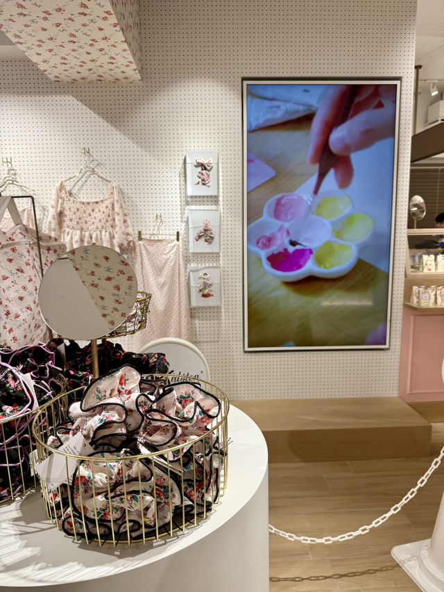 New Shopping Spot 🌸 Cath Kidston in Omotesando