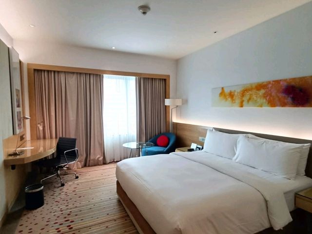 "DoubleTree JB: Where Luxury Meets Warm Hospitality in the Heart of the City"