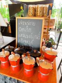 คาเฟ่สายแคมป์ปิ้ง 🏕 Log 'n Talk Cafe