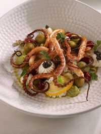 Golden Prawn 933 – Seafood Feast by the Sea!- Batam 