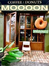 Moooon Cafe: A Cozy Gem in Songkhla Old Town