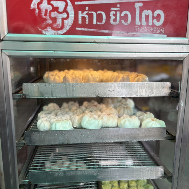 ข้าวมันไก่เจ้อ้วน ตลาดบางเขน เปิด 24 ชั่วโมง