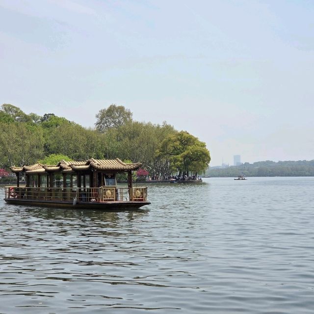 รีวิวทะเลสาบซีหู หางโจว (西湖 / West Lake)