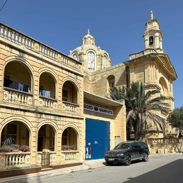 Paris Church, Marsaxlokk: A Hidden Gem in Malta's Fishing Village 🌊⛪