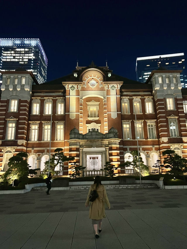 A Night Around Tokyo Station – Rooftop Views & Late-Night Bites
