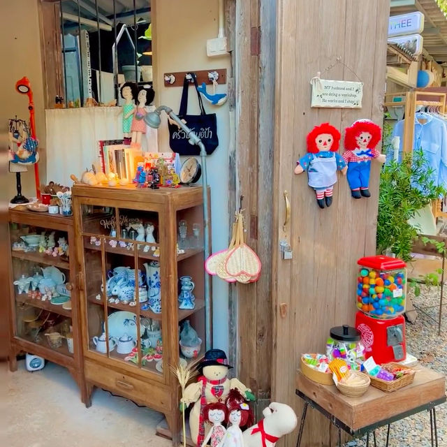 “บ้านข้างวัด” ชุมชนศิลปะ เชียงใหม่