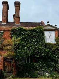 Packwood House – A Timeless Escape in the Warwickshire Countryside