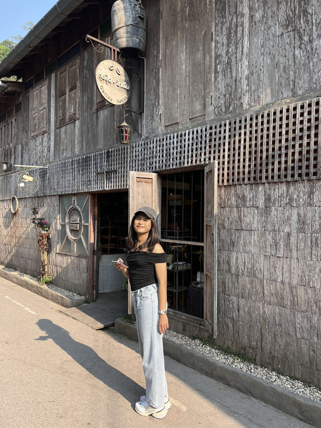 📸 แวะถ่ายรูป ชิคๆ ชิวๆ @แม่กำปอง 🏮🧧🪭🎈