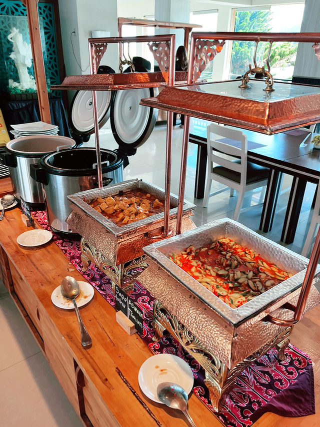 Delightful Mornings at Onang-Onang Restaurant, Khas Parapat