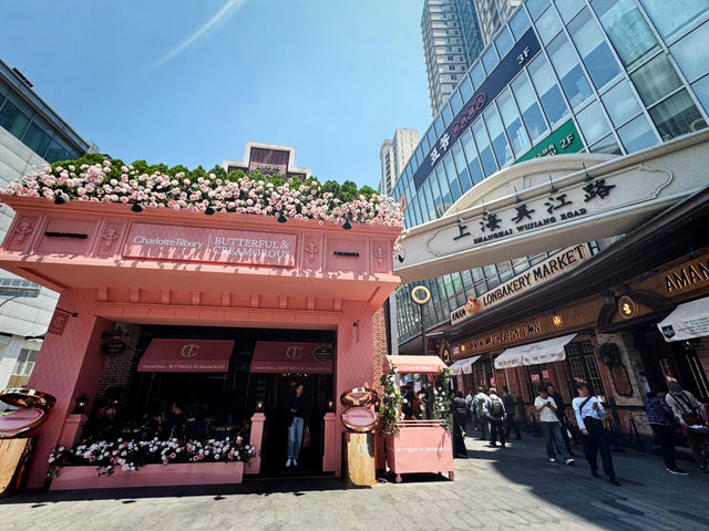 3 Aesthetic Cafes in Shanghai 
