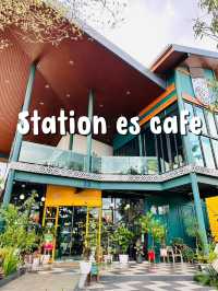 Station Es Cafe 