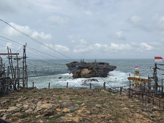 Timang Thrills: Rope, Waves & Brave Hearts
