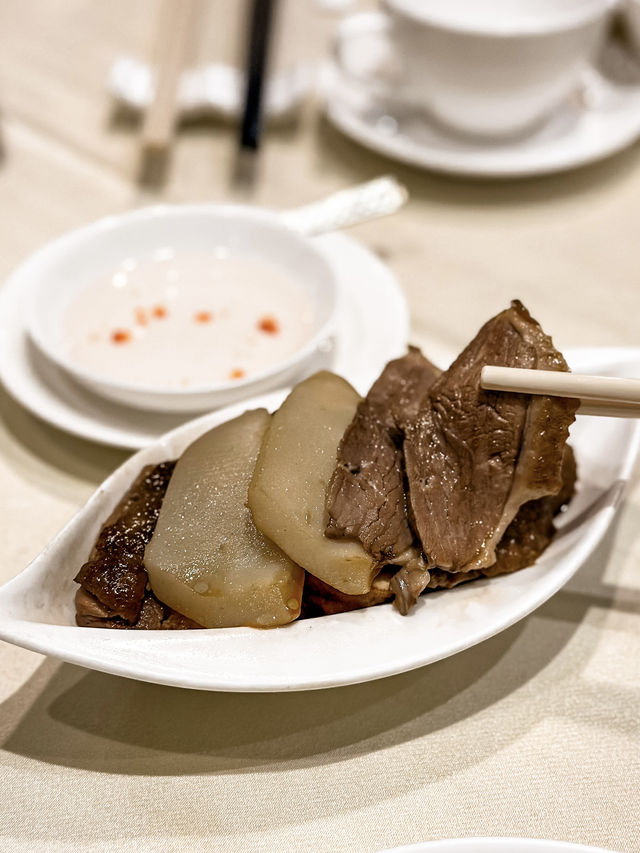 𓋜百樂潮州58週年盛宴：經典潮味與雅緻氛圍的極致融合