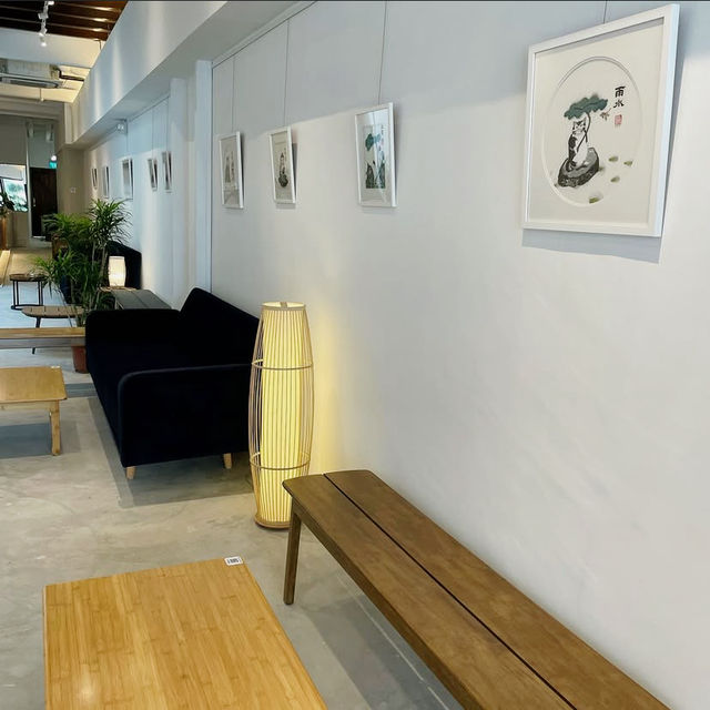 A Tranquil Ode to Japanese Craftsmanship