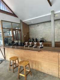 Lulalao Coffee: คาเฟ่คอกาแฟตัวจริงในหลวงพระบาง