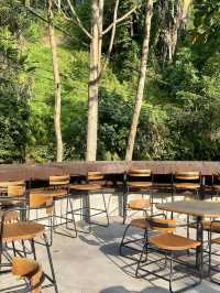 While Are You Here- My Jungle Café Dream in Bali 