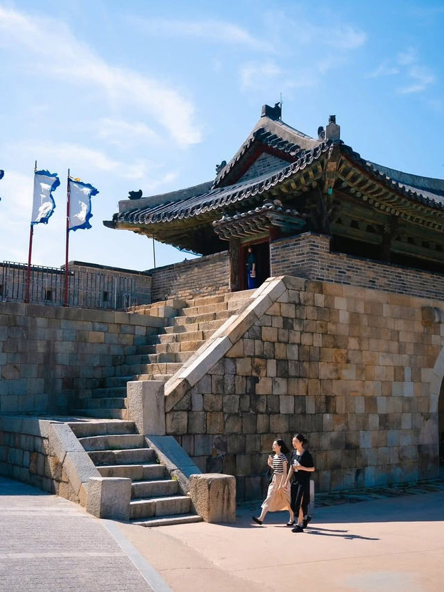 Hwaseong Fortress 