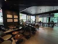 ☕ Brews with Depth: Starbucks Reserve Delivers at Mid Valley 🌍