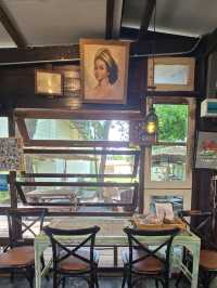 กาแฟท่าวังหลัง ร้านสวย แนวไม้โบราณ เหมาะมานั่งชิว