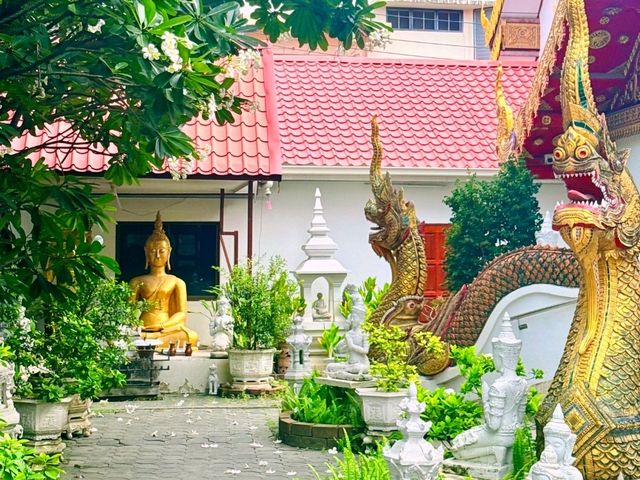 พาไหว้พระวัดฟ่อนสร้อย จังหวัดเชียงใหม่ 